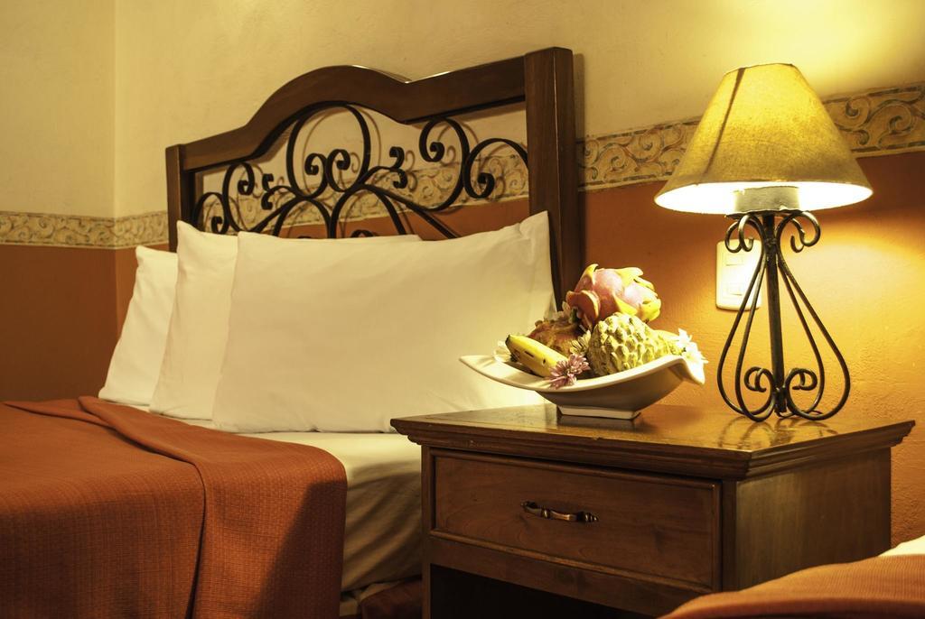 Maya Campeche Hotel Room photo